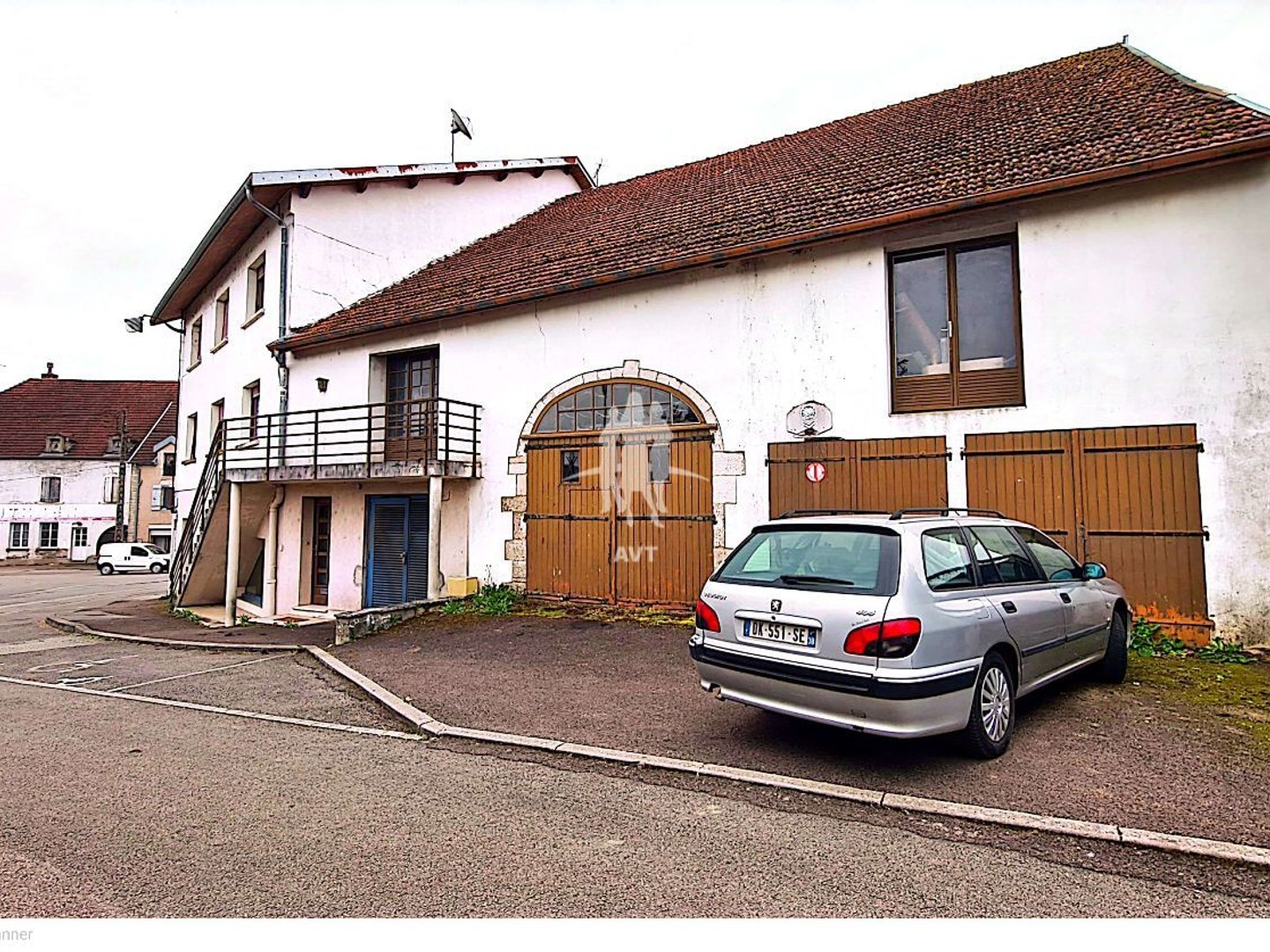 Immeuble à vendre - 342m2 - Dampierre-Sur-Salon (70180)