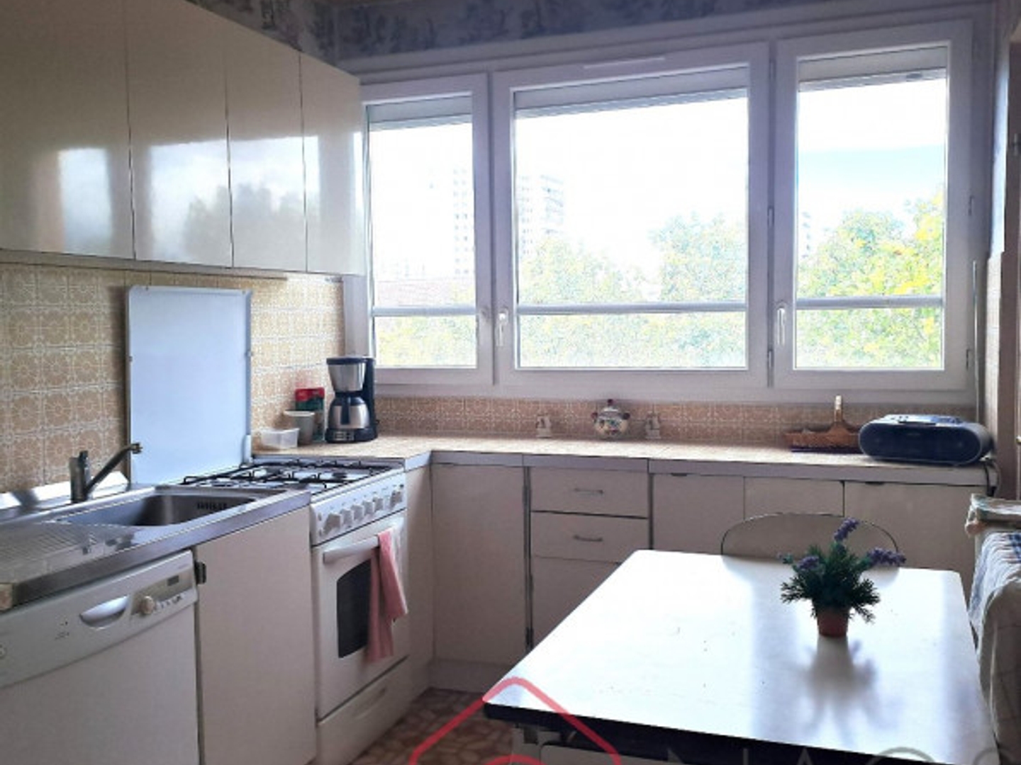 Appartement à vendre - 3 pièces - 54m2 - Villeneuve-La-Gar... (92390)