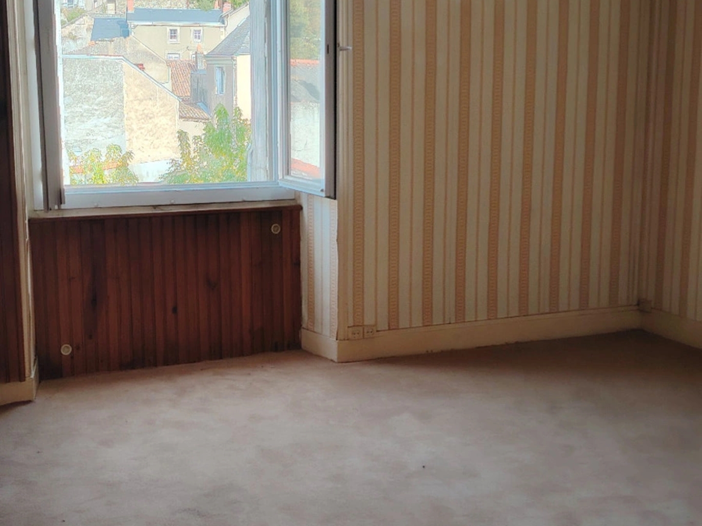 Maison à vendre - 5 pièces - 110m2 - Airvault (79600)