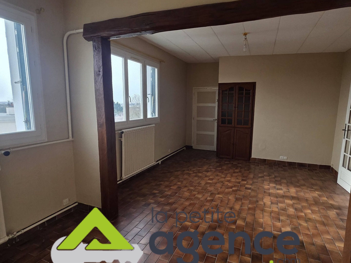 Appartement à vendre - 3 pièces - 66m2 - Vierzon (18100)