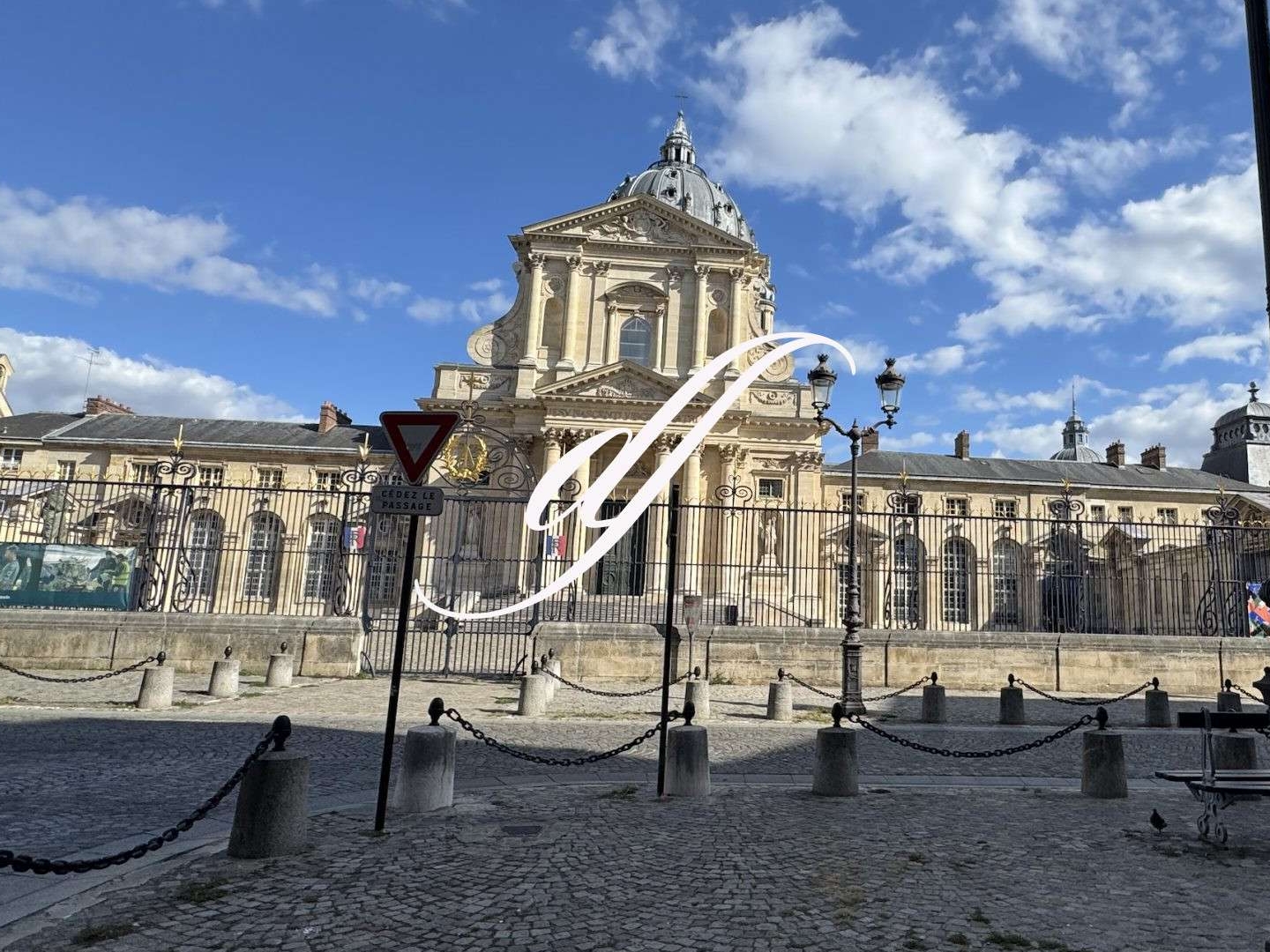 AV local commercial 79m² Paris 05 place Alphonse
