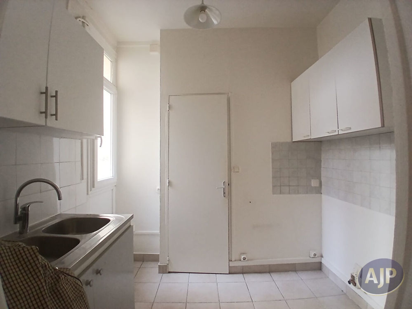 Appartement à vendre - 1 pièce - 26m2 - Levallois-Perret (92300)