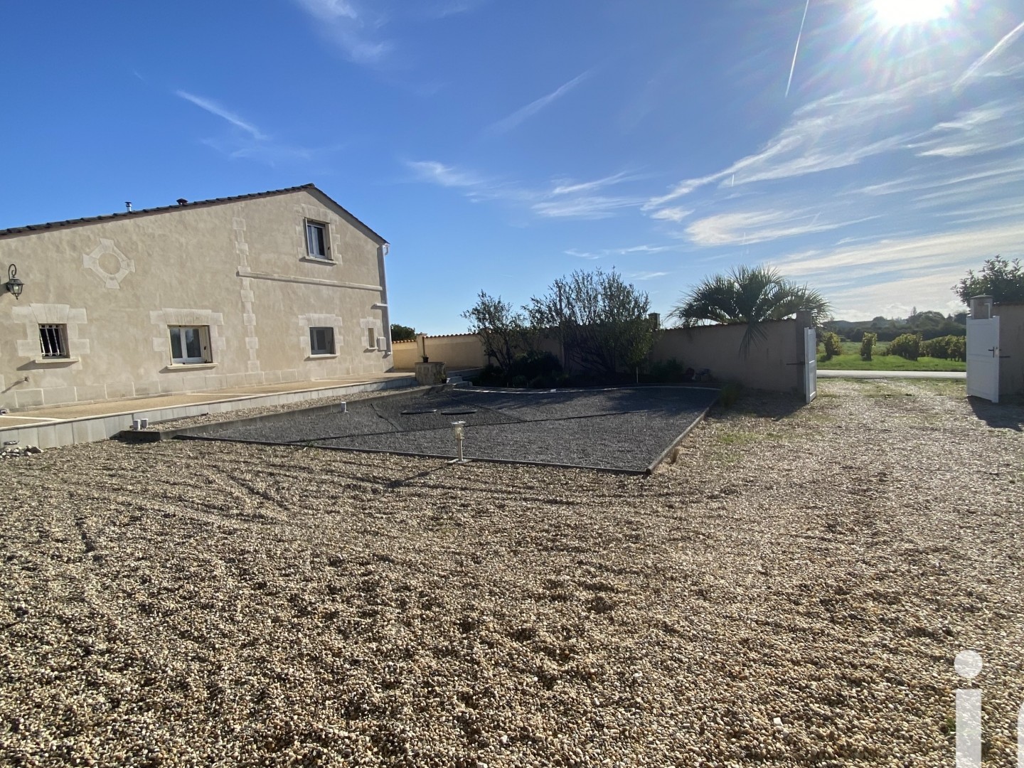 Maison 7 pièces 219 m²