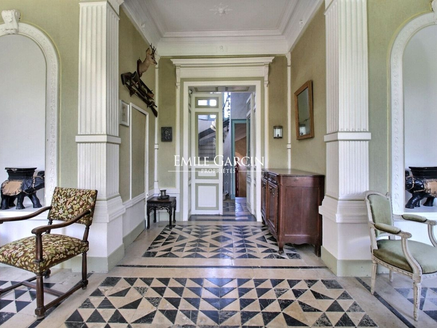 Maison à vendre - 18 pièces - 400m2 - Château-La-Vallière (37330)