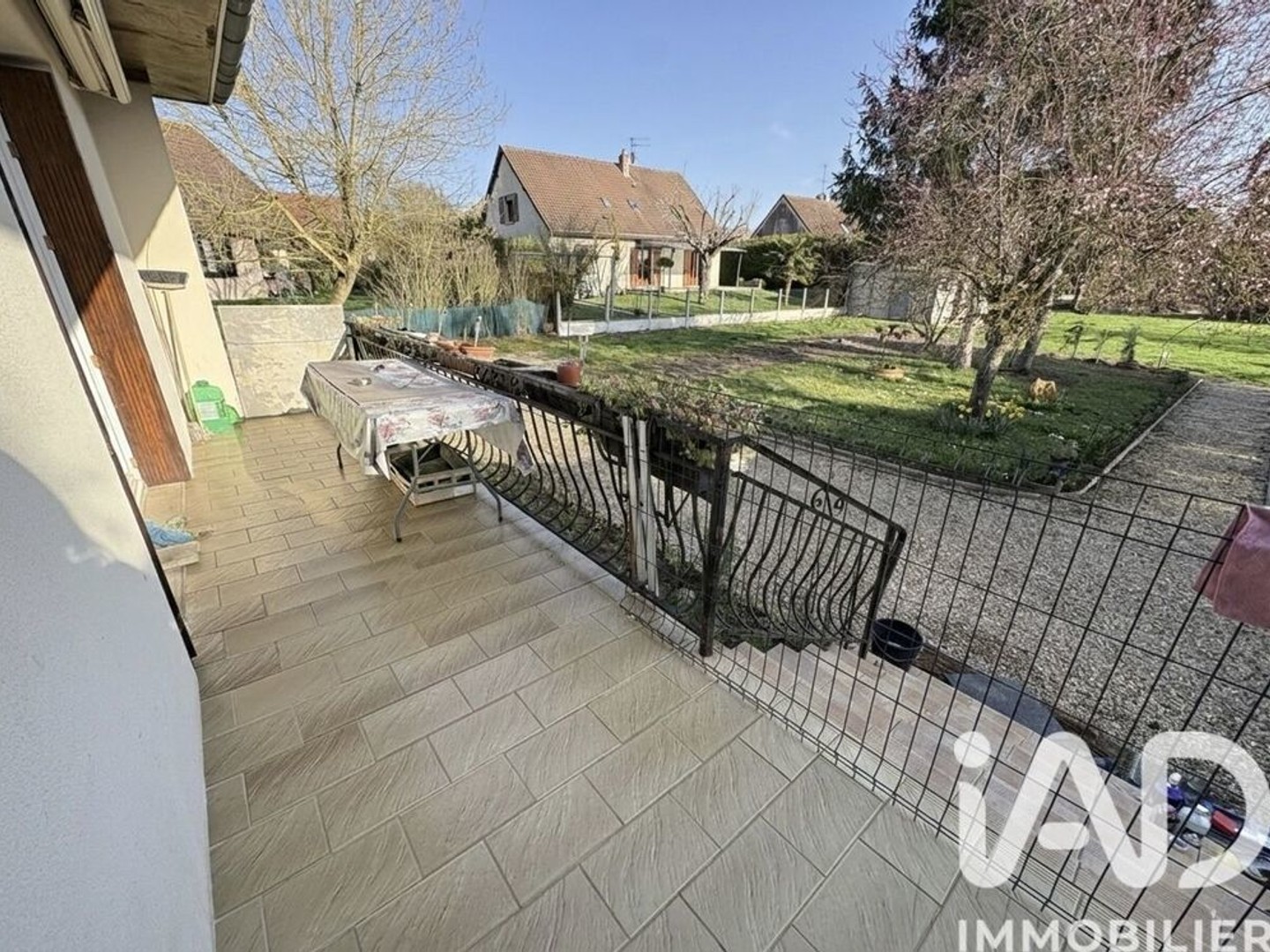 Maison à vendre - 3 pièces - 65m2 - Villenauxe-La-Grande (10370)