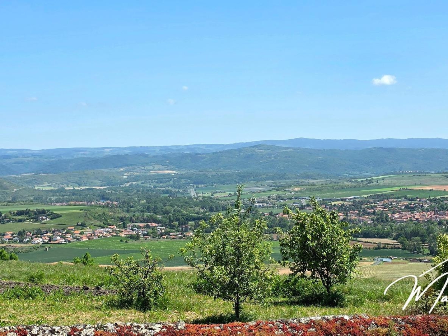 Maison à vendre - 6 pièces - 105m2 - Chalus (63340)
