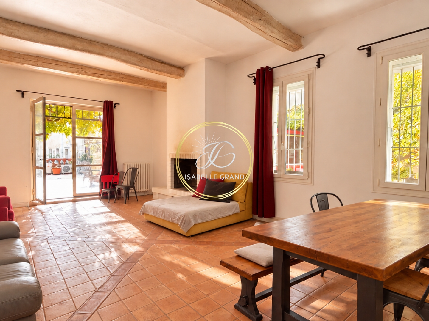 Appartement à vendre - 10 pièces - 271m2 - Rivesaltes (66600)