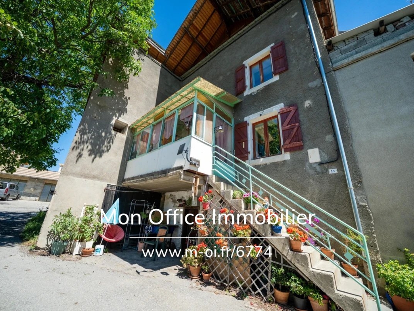 Maison à vendre - 4 pièces - 150m2 - Saint-André-D'embrun (05200)