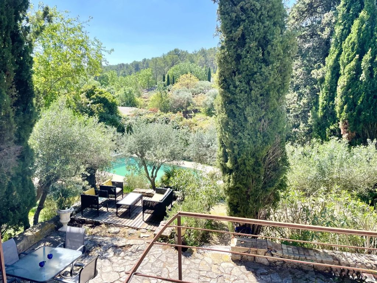 Villa 10 pièces 285 m²