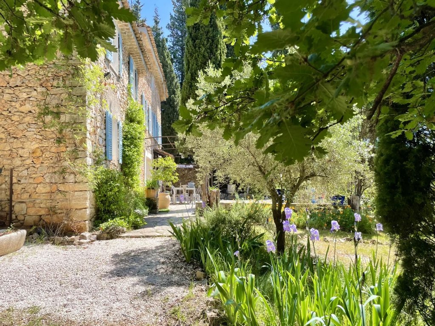 Maison à vendre - 10 pièces - 285m2 - Lorgues (83510)