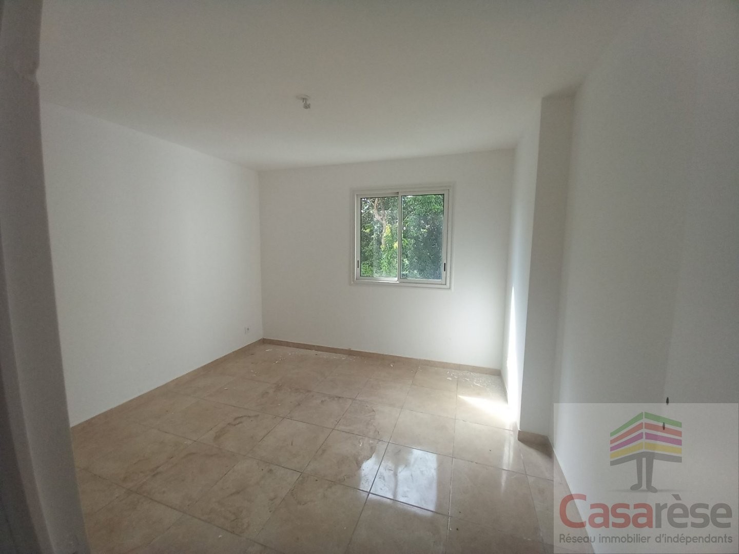Maison à vendre - 4 pièces - 76m2 - Sainte Rose (97439)