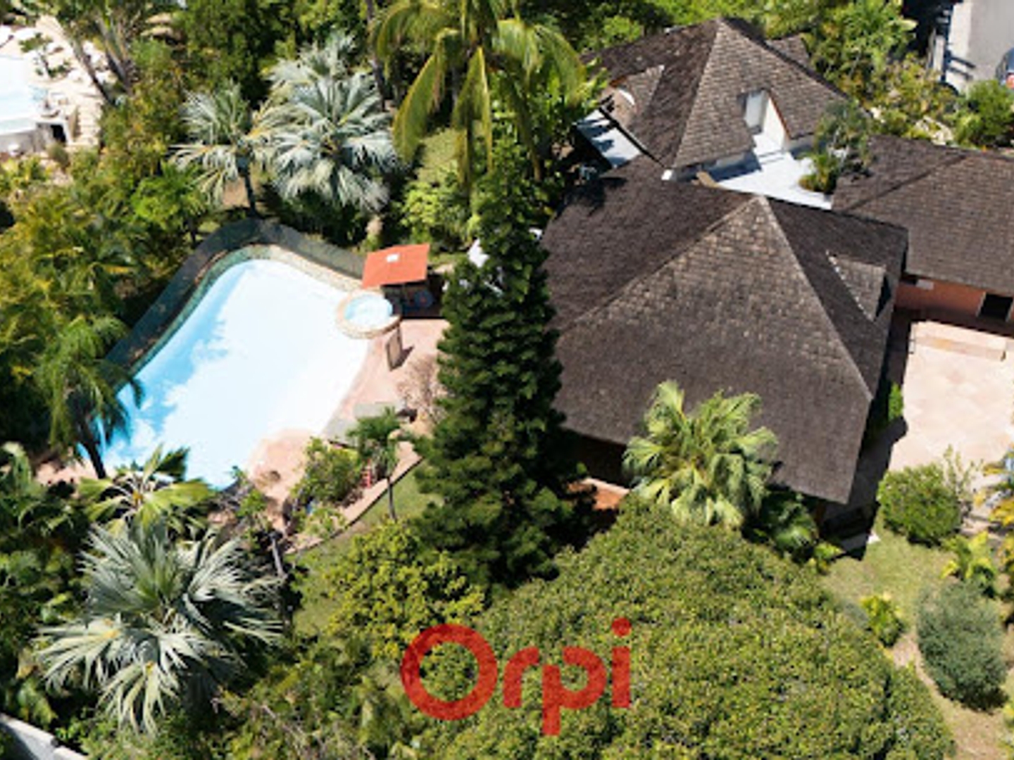Villa 7 pièces 500 m²