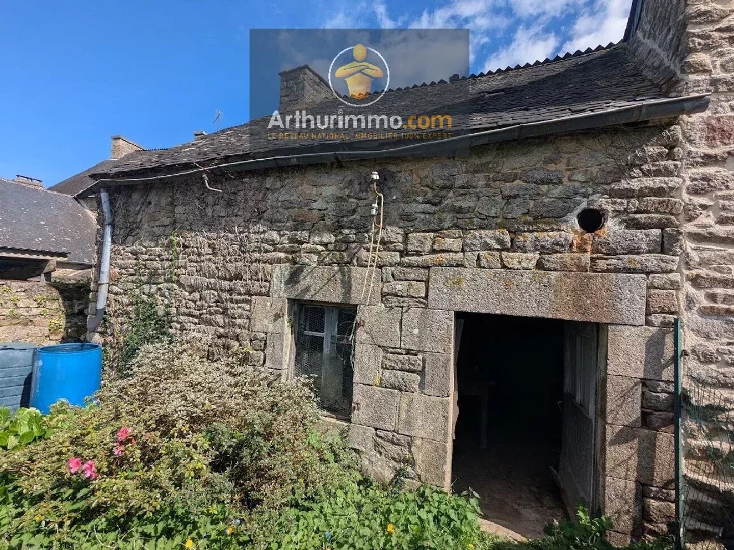 Maison à vendre - 2 pièces - 640m2 - Saint-Servant (56120)