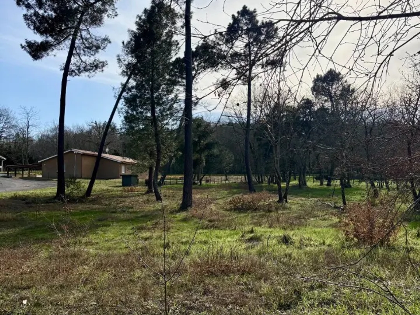 Terrain 1040 m²