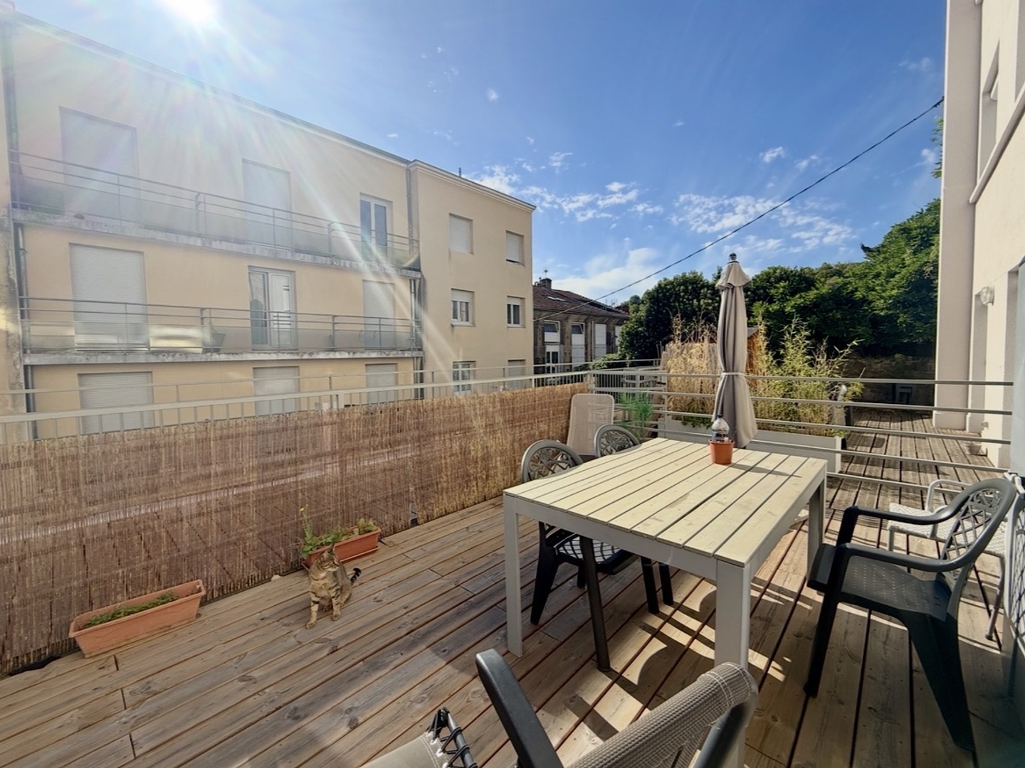 APPARTEMENT T2 AVEC TERRASSE