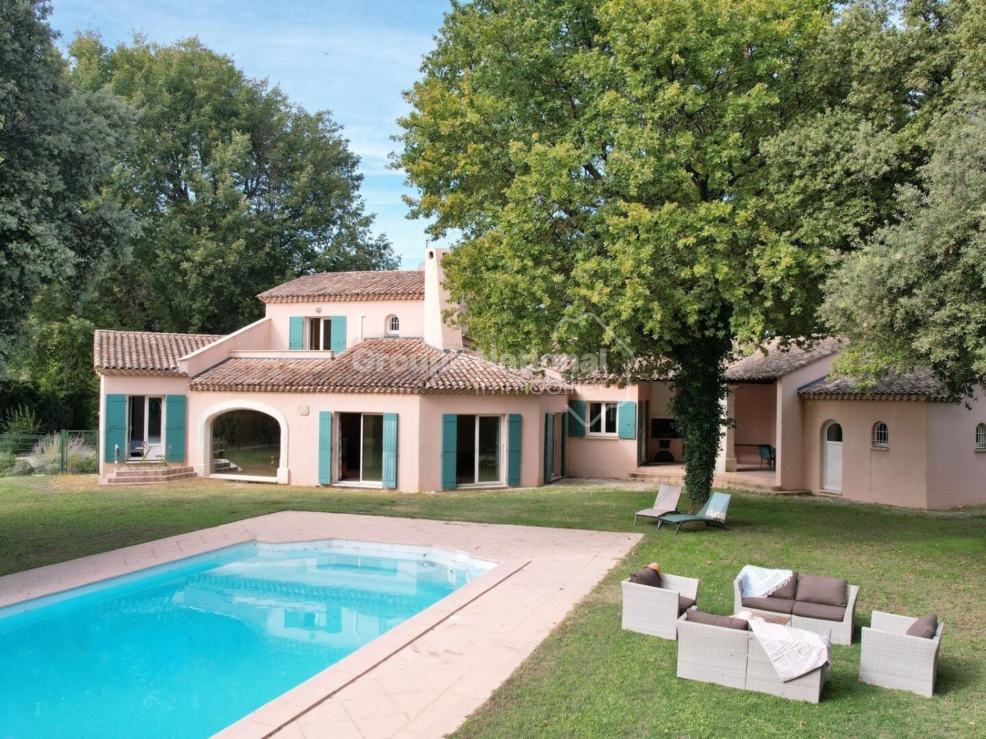 Maison à vendre - 5 pièces - 190m2 - Piolenc (84420)