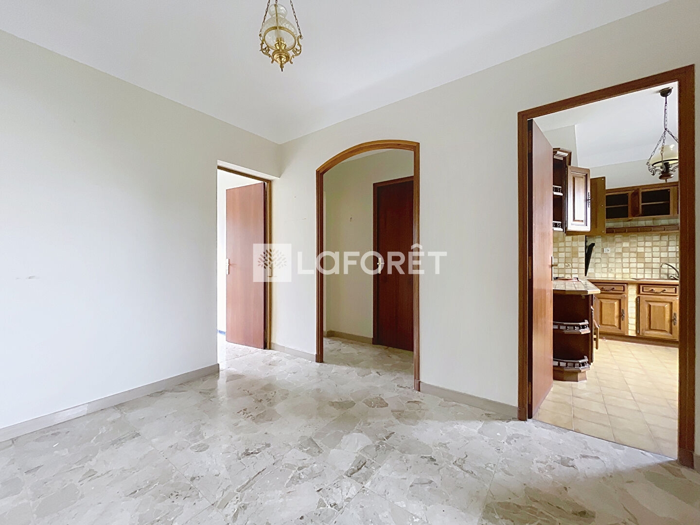 Maison à vendre - 6 pièces - 143m2 - La Penne-Sur-Huve... (13821)