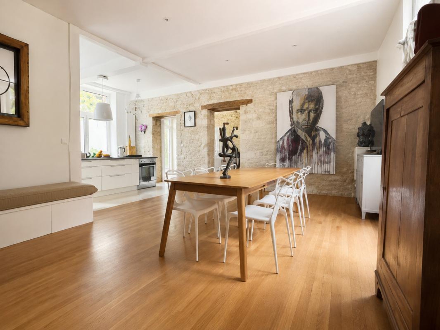 Maison à vendre - 12 pièces - 356m2 - Saint-Jean-De-Liv... (17170)
