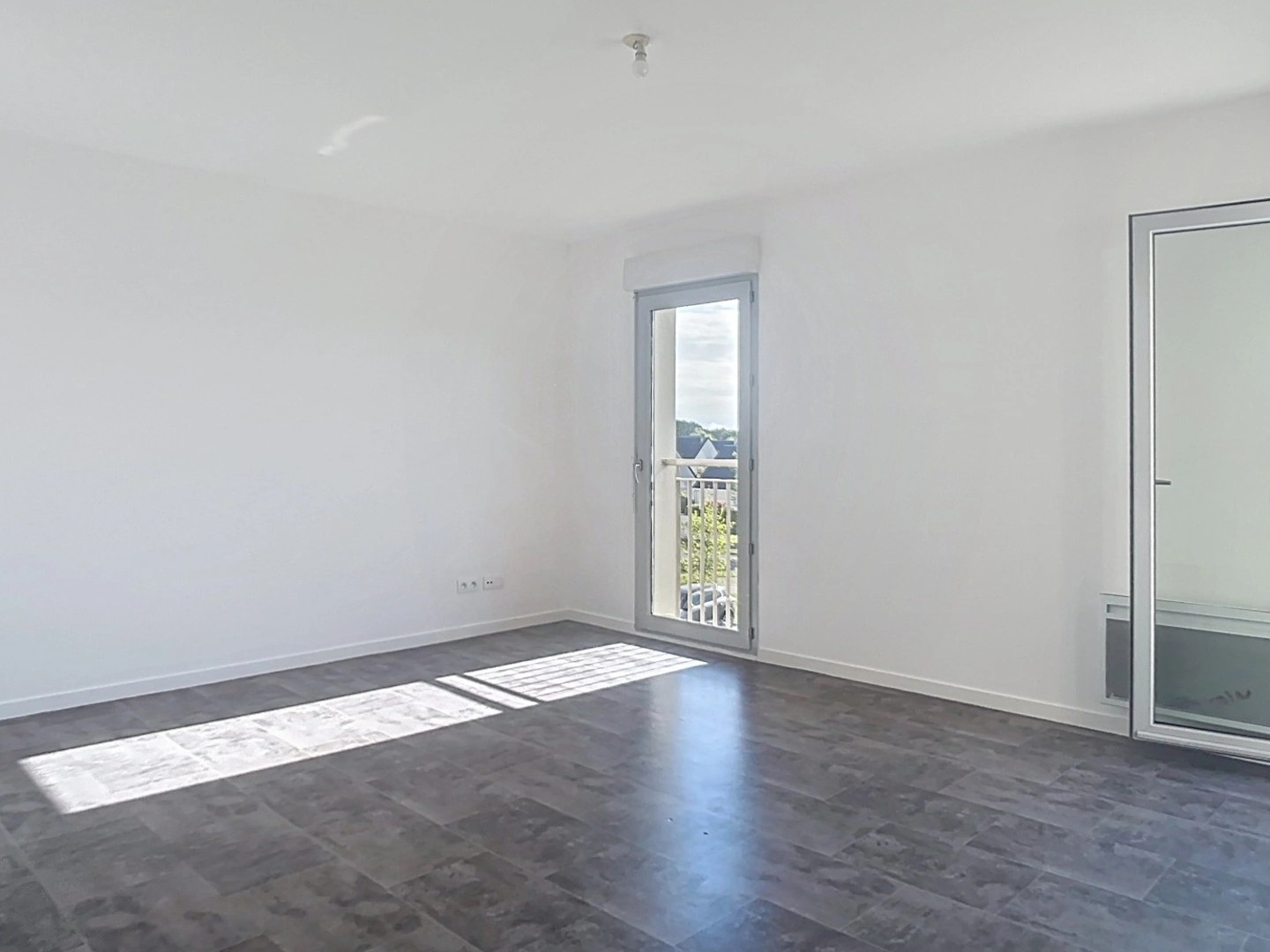 Appartement à vendre - 4 pièces - 76m2 - La Membrolle-Sur-... (37390)