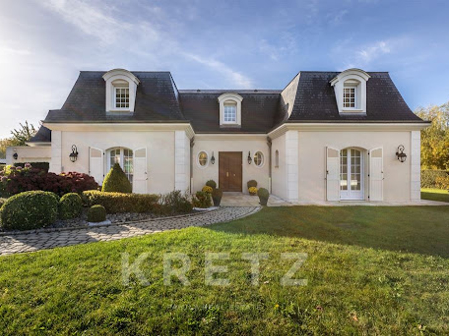 Maison 7 pièces 290 m²