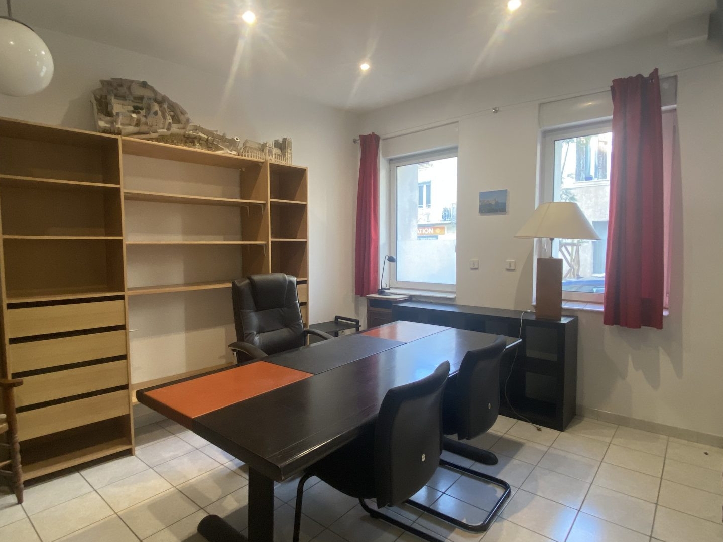 Locaux à vendre - 2 pièces - 35m2 - Sigean (11130)