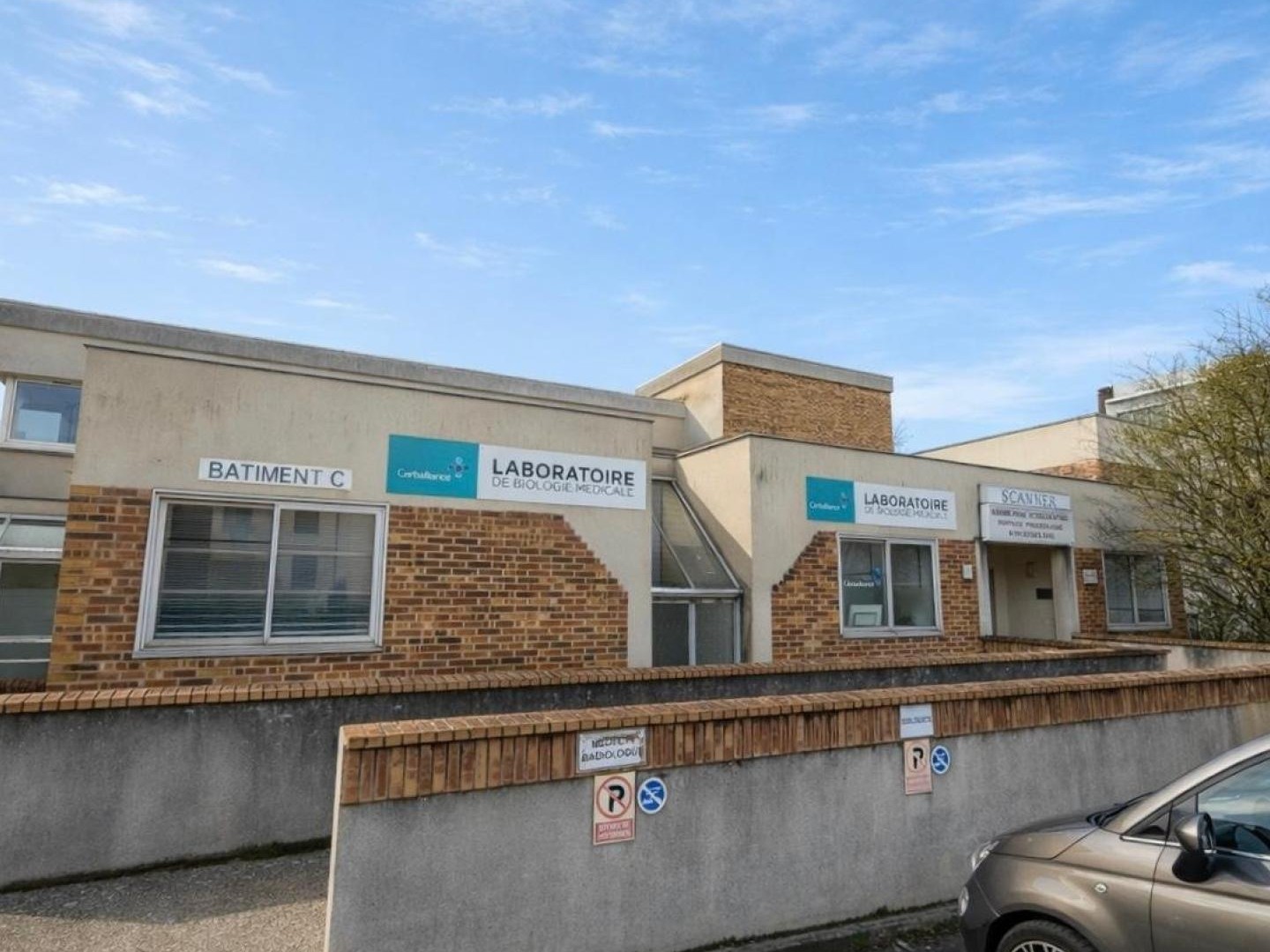 MURS COMMERCIAUX - CABINET MEDICAL
