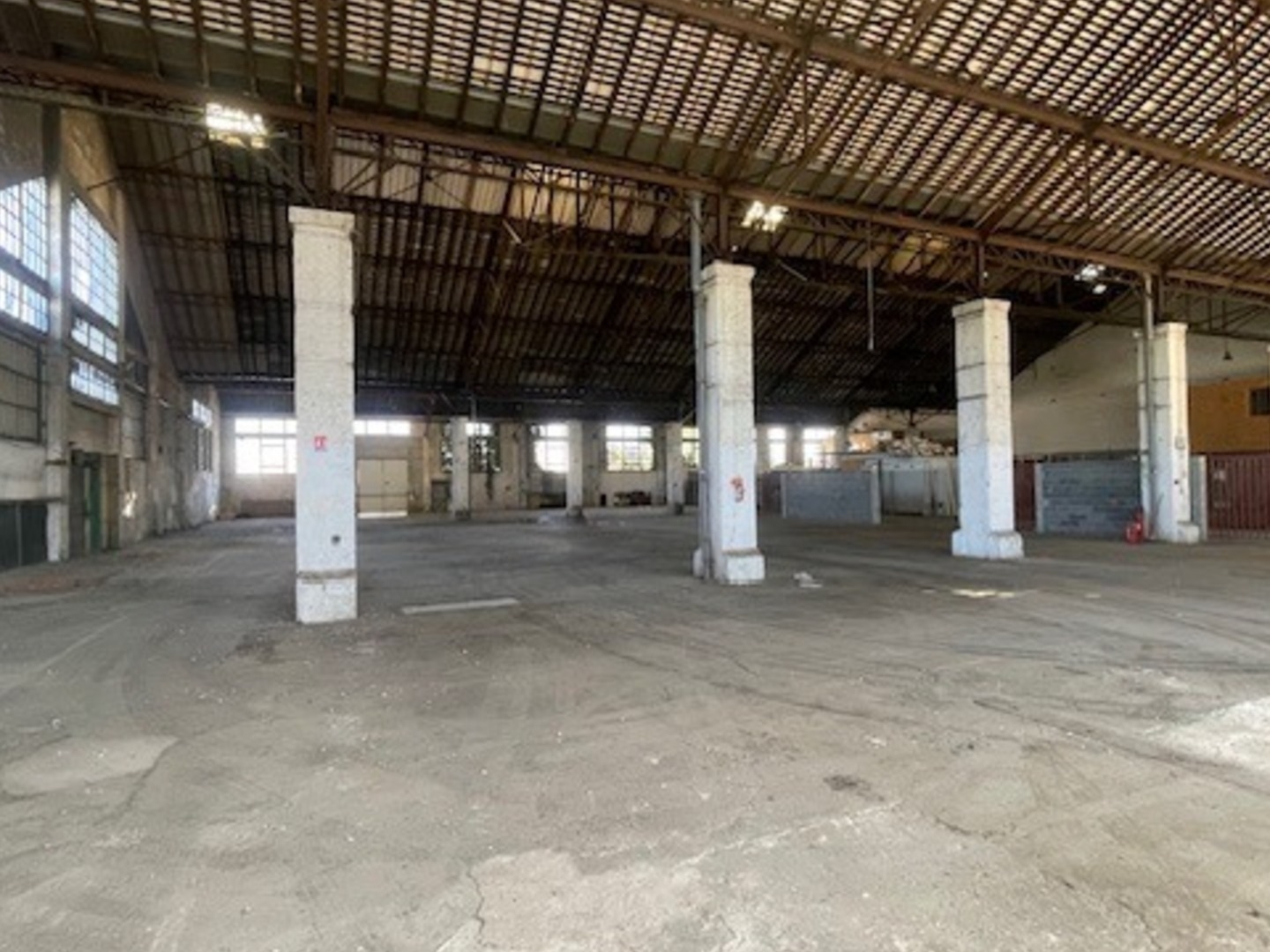 Local/bureau à vendre TARBES (65)