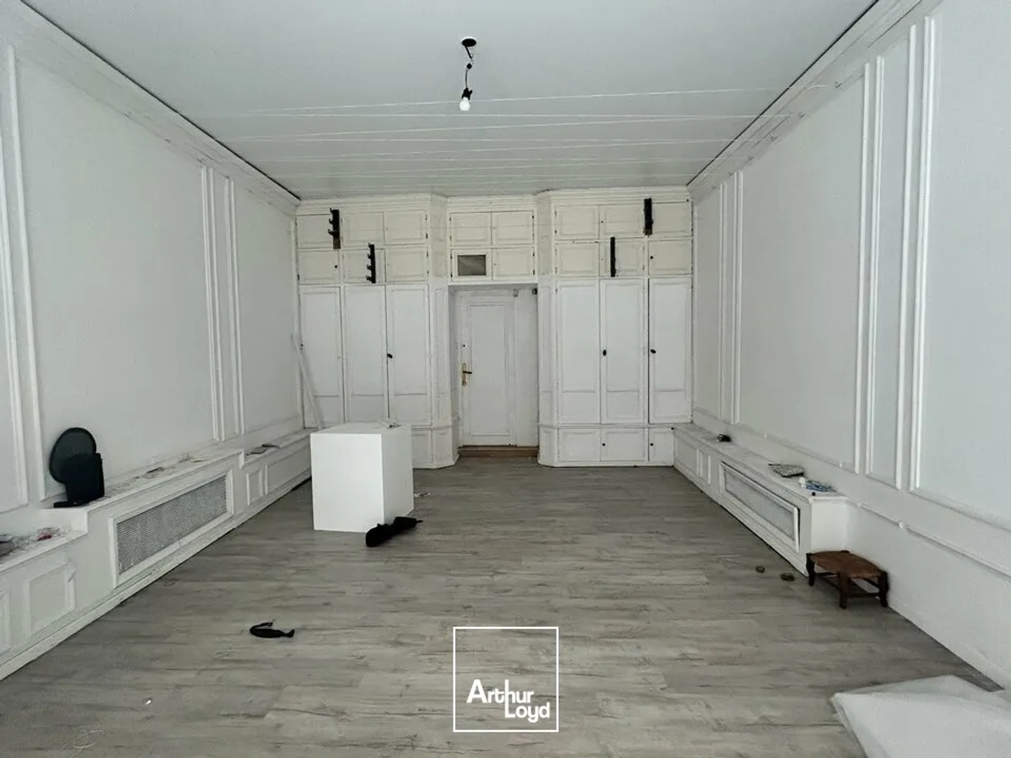 Locaux à vendre - 3 pièces - 142m2 - Chalon-Sur-Saône (71100)