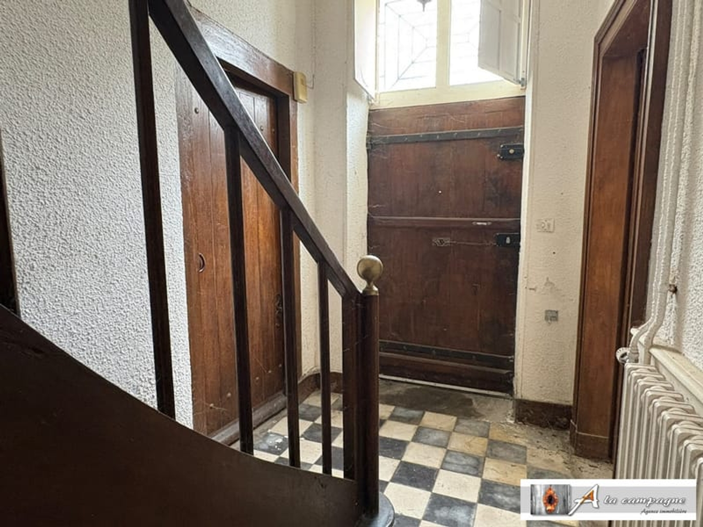 Maison à vendre - 7 pièces - 224m2 - Chambon-Sur-Voueize (23170)