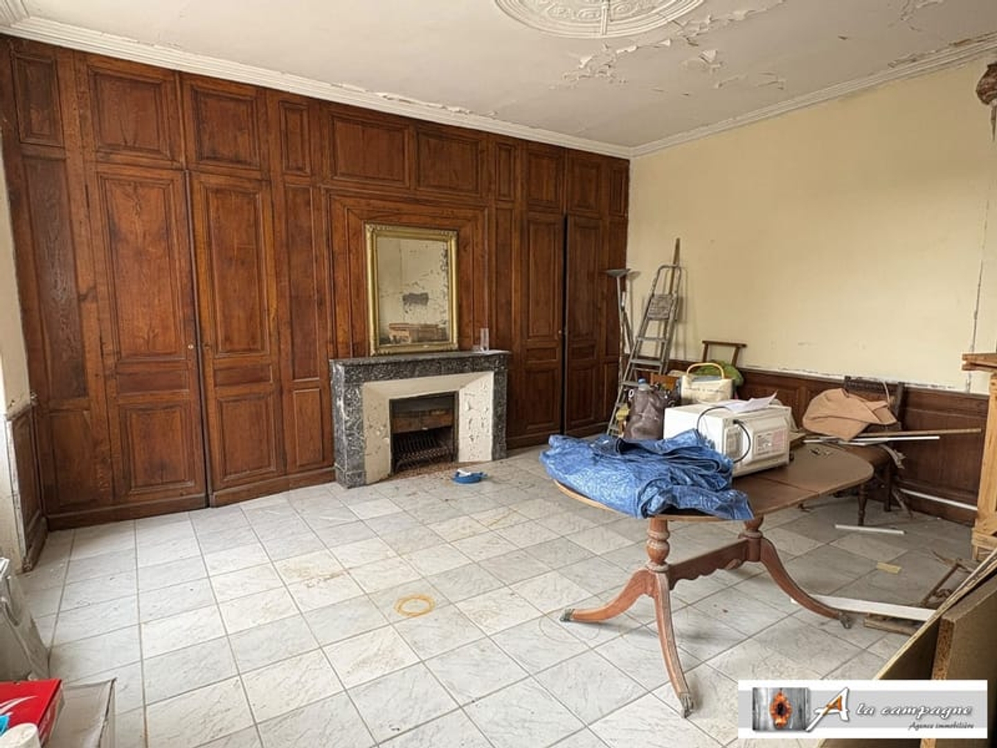 Maison à vendre - 7 pièces - 224m2 - Chambon-Sur-Voueize (23170)