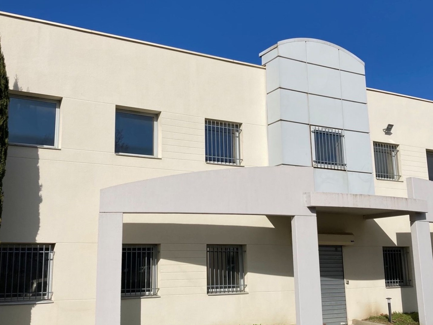 Bureau 326 m²