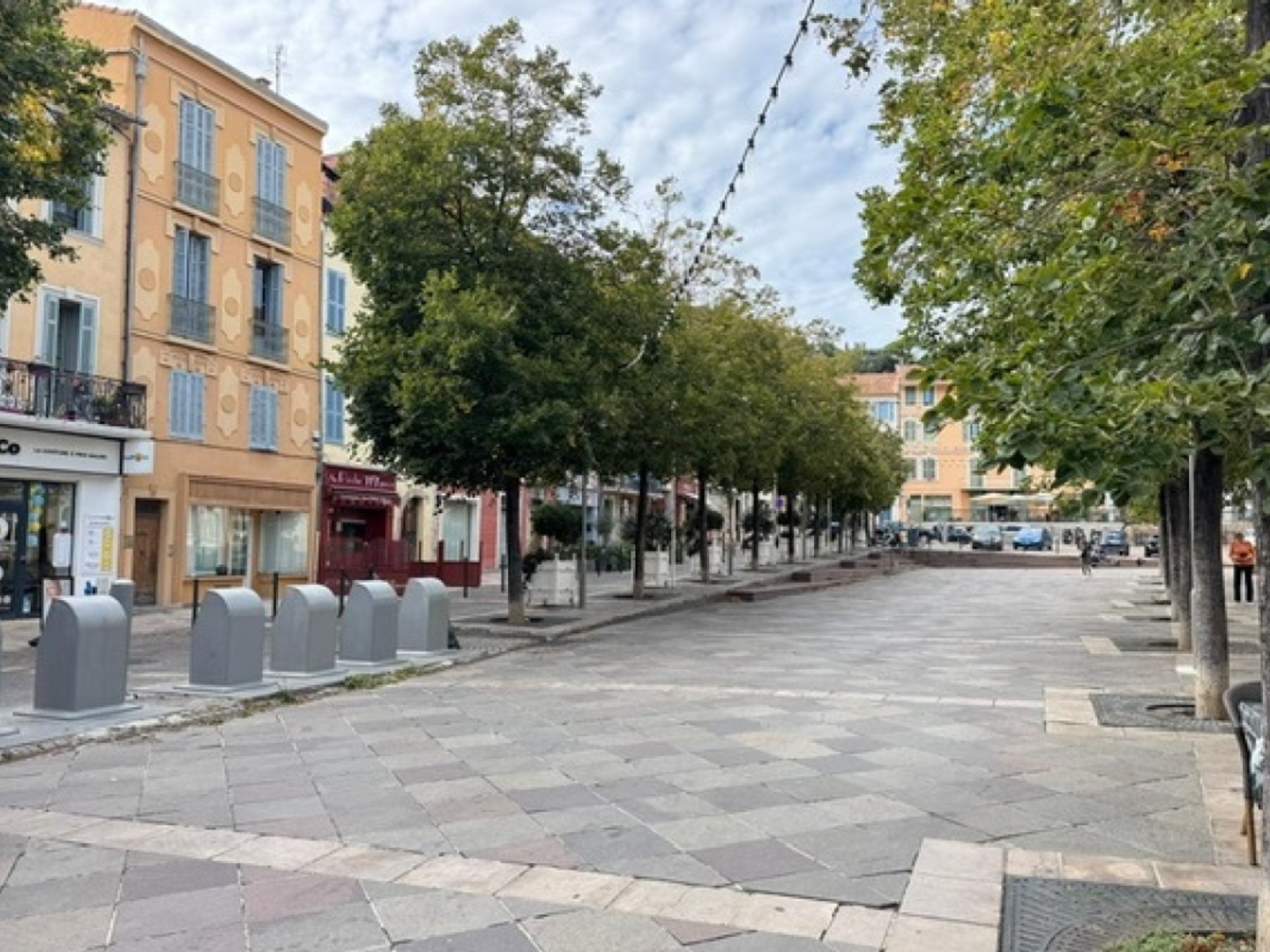 Local commercial en plein coeur du centre-ville de Hyères