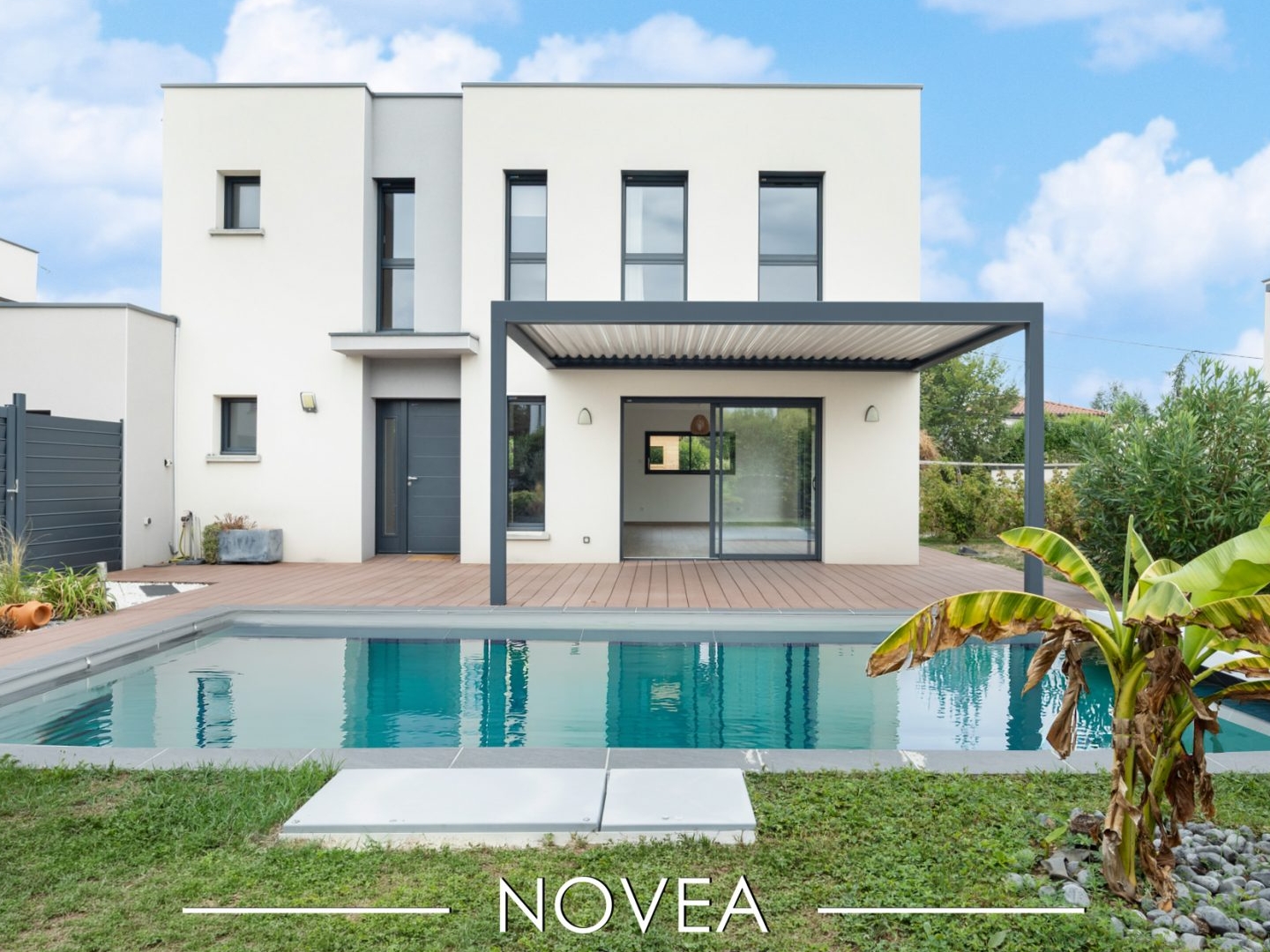 RARE | ÉLÉGANTE MAISON CONTEMPORAINE | 142 M² | PISCINE | 4 CHAMBRES | TERRAIN 549 M²