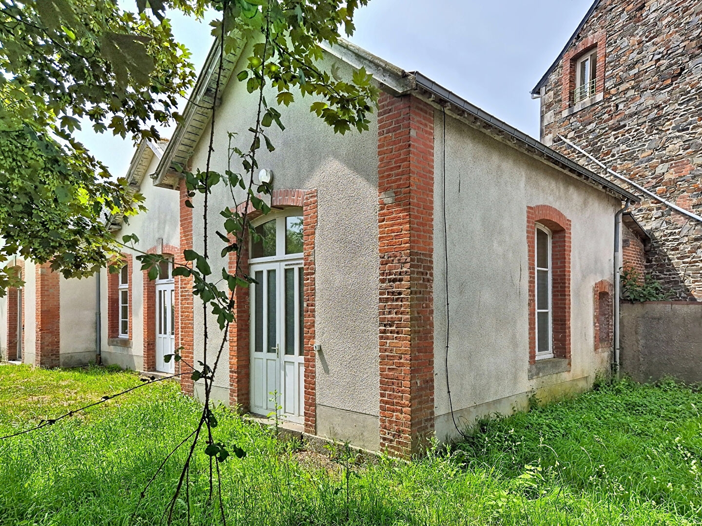 Locaux à vendre - 640m2 - Dol-De-Bretagne (35120)