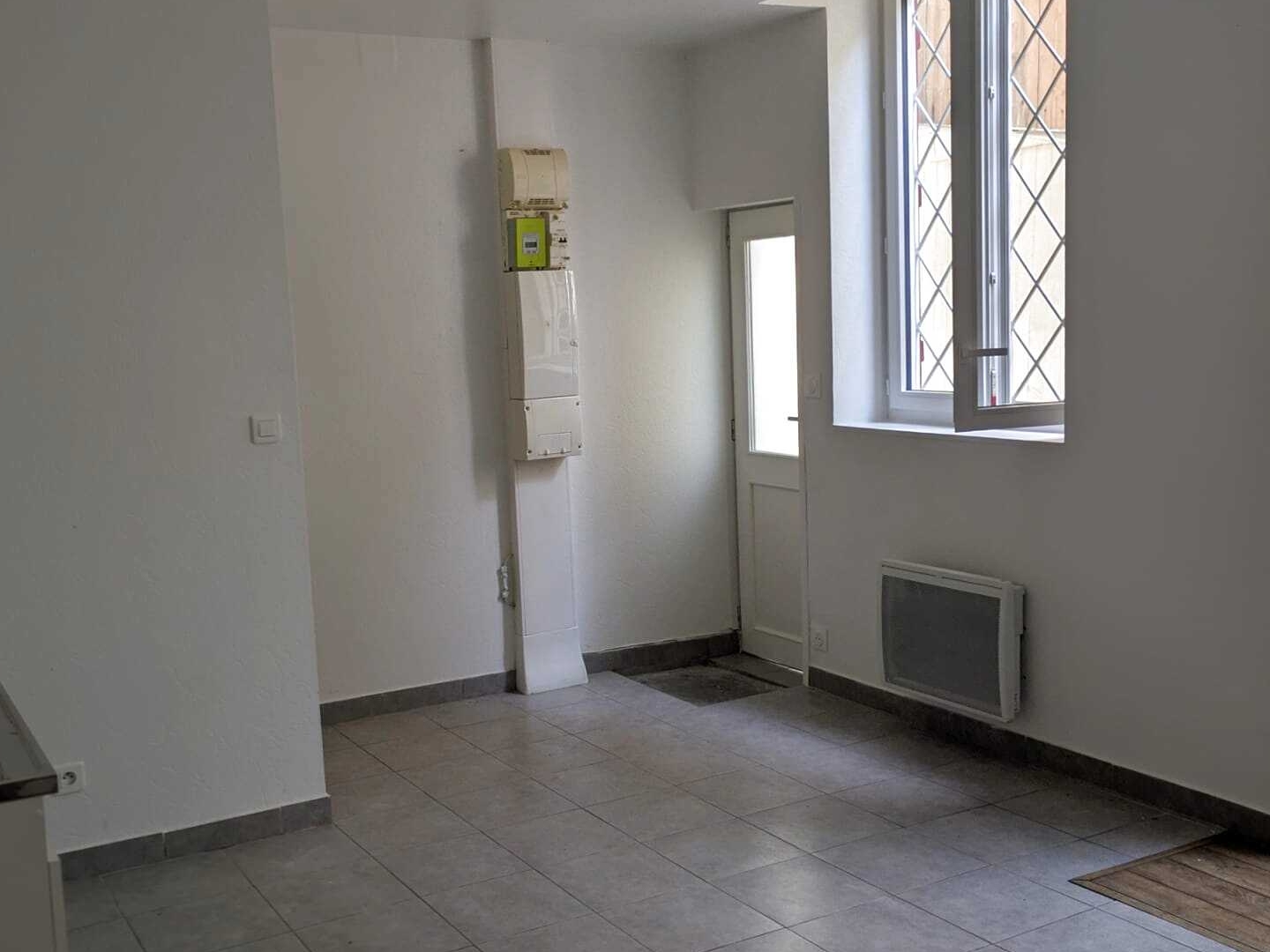 Maison à vendre - 2 pièces - 21m2 - Saint-Dizier (52100)