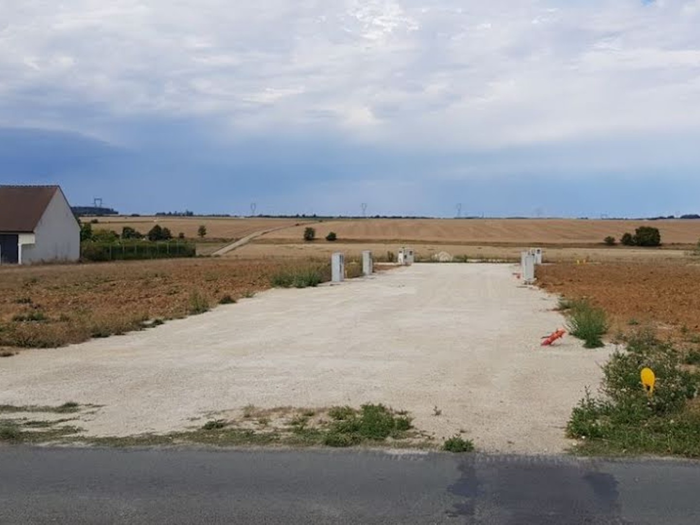Terrain 710 m²