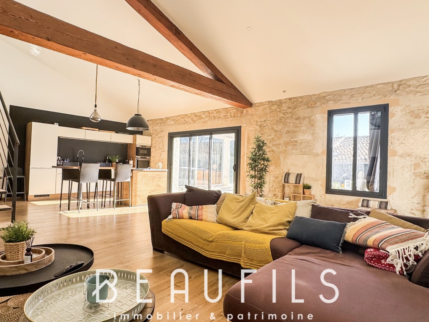 Loft atypique de 191m2 avec terrasse 124 m2