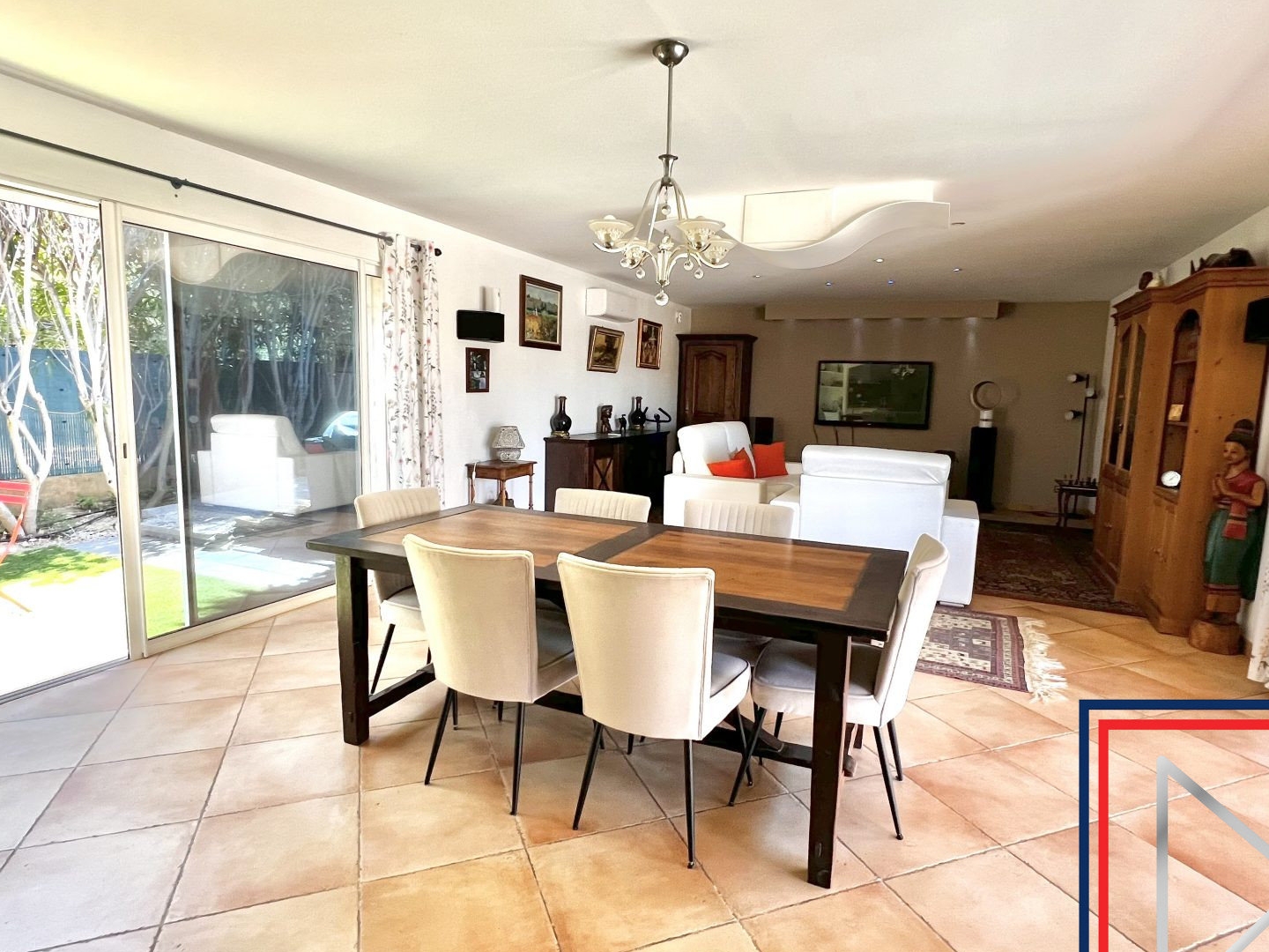 Maison à vendre - 6 pièces - 160m2 - Six-Fours-Les-Plages (83140)