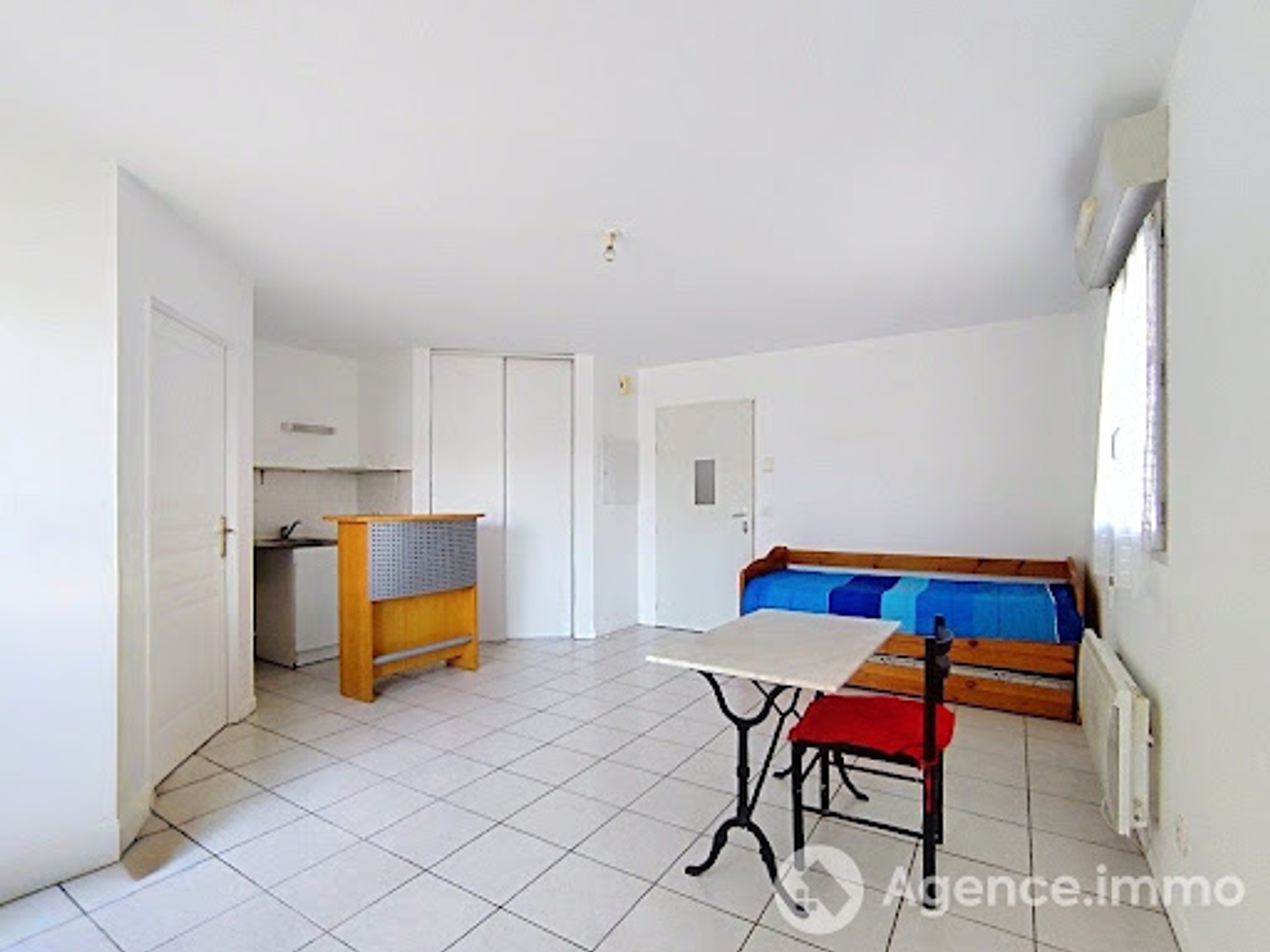 Appartement à vendre - 1 pièce - 27m2 - Salies-De-Béarn (64270)