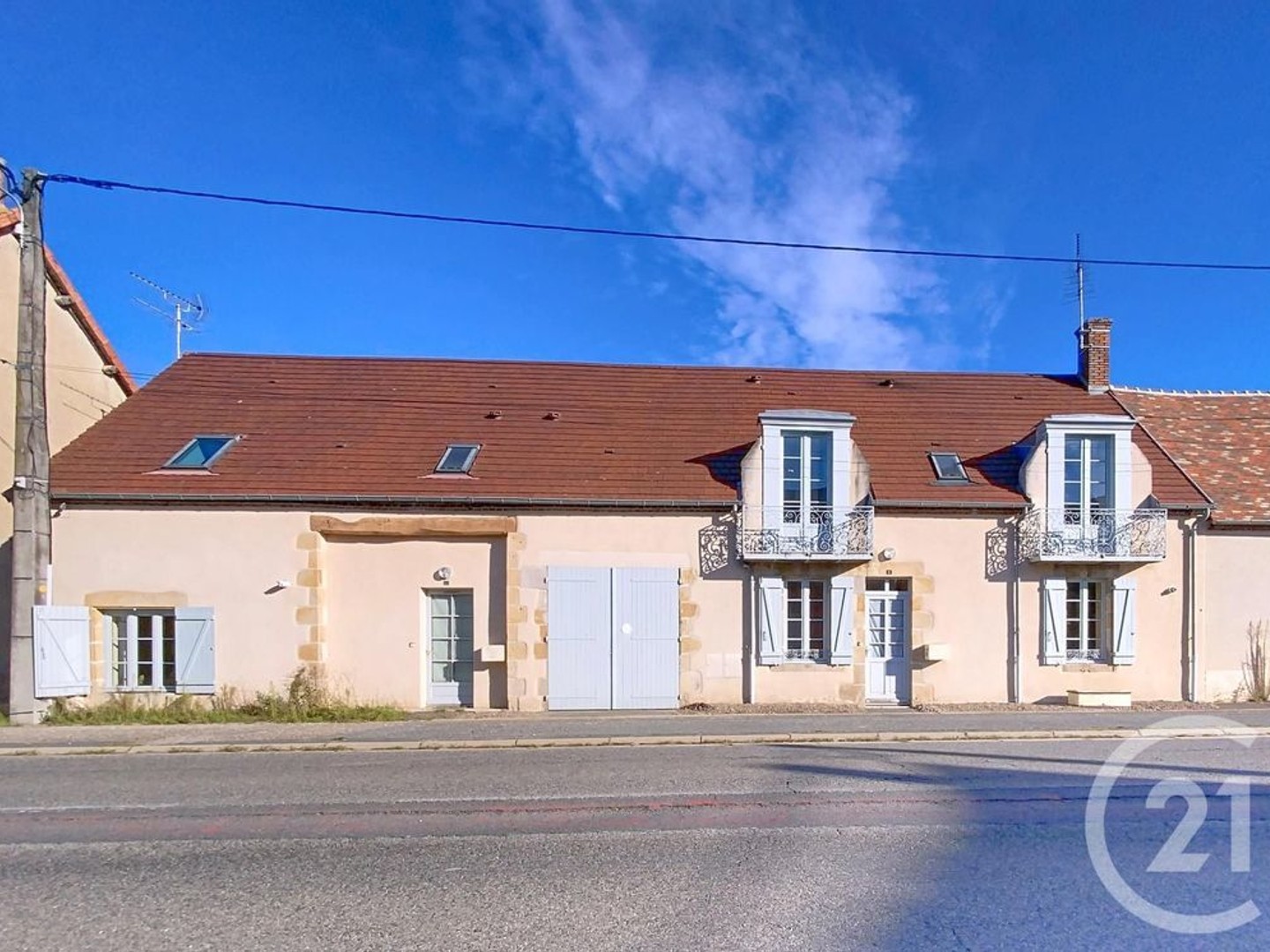 Maison à vendre - 9 pièces - 220m2 - Voussac (03140)