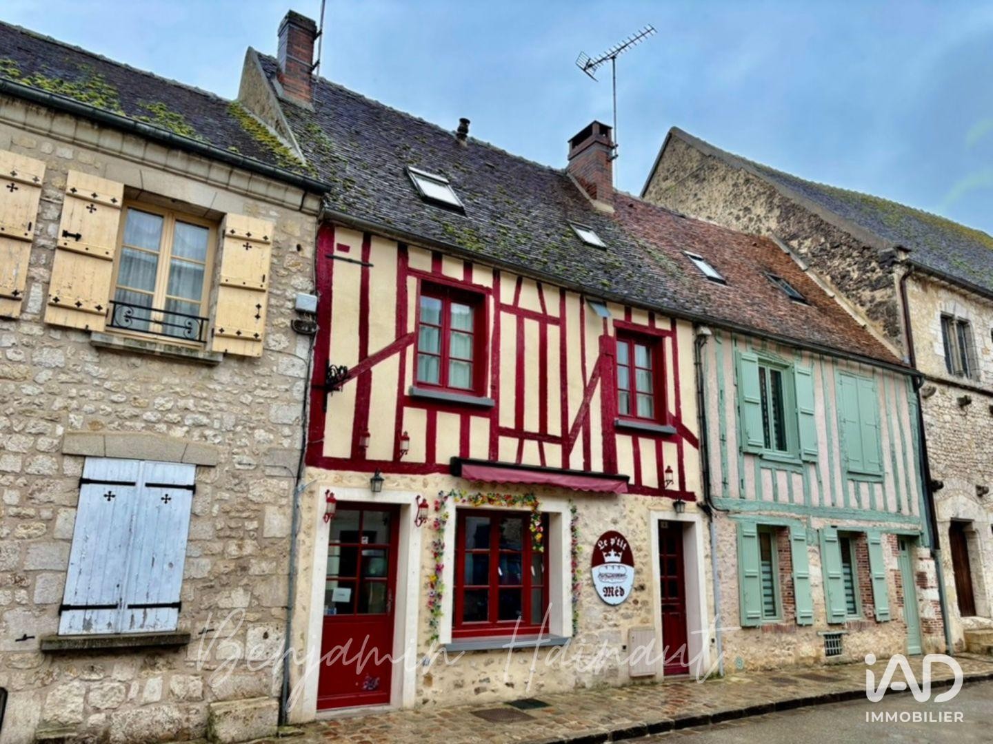 Immeuble commercial 35 m²