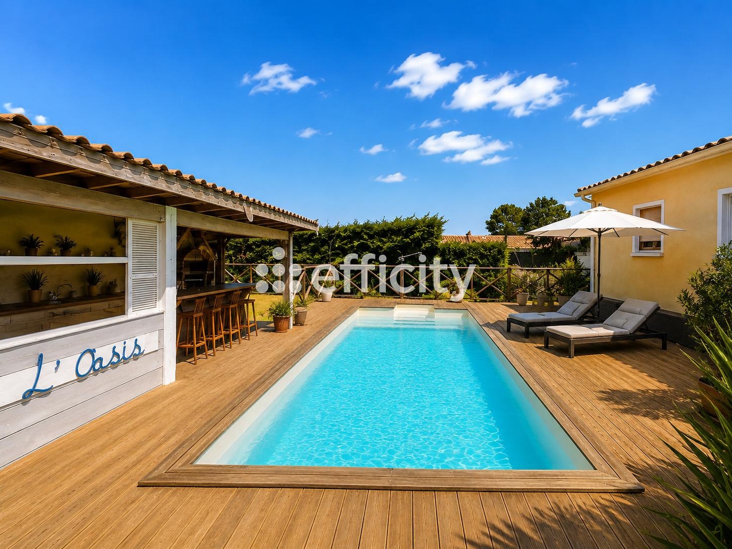 Maison à vendre - 5 pièces - 273m2 - Cravans (17260)