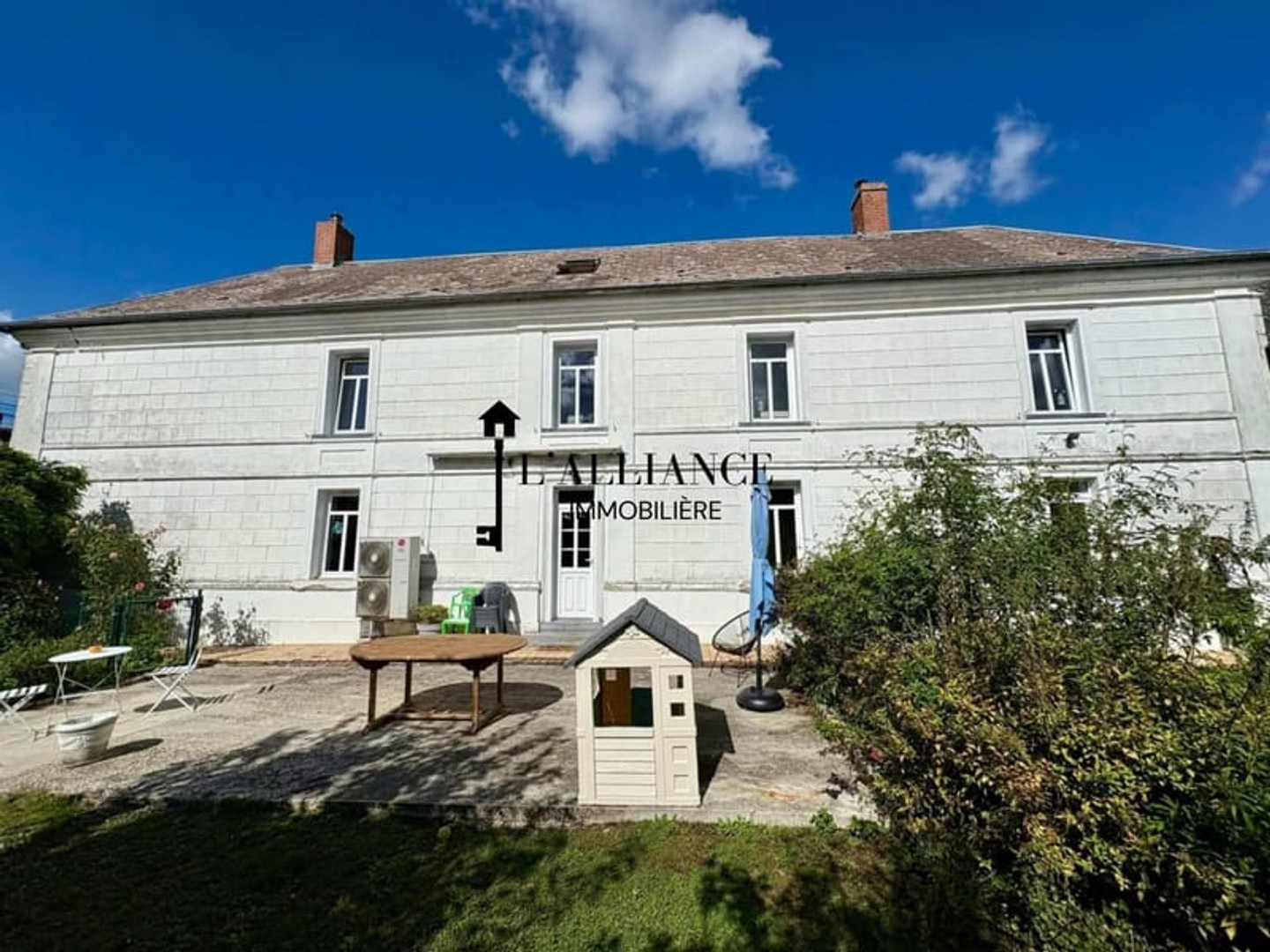 Maison d'habitation avec gros potentiel