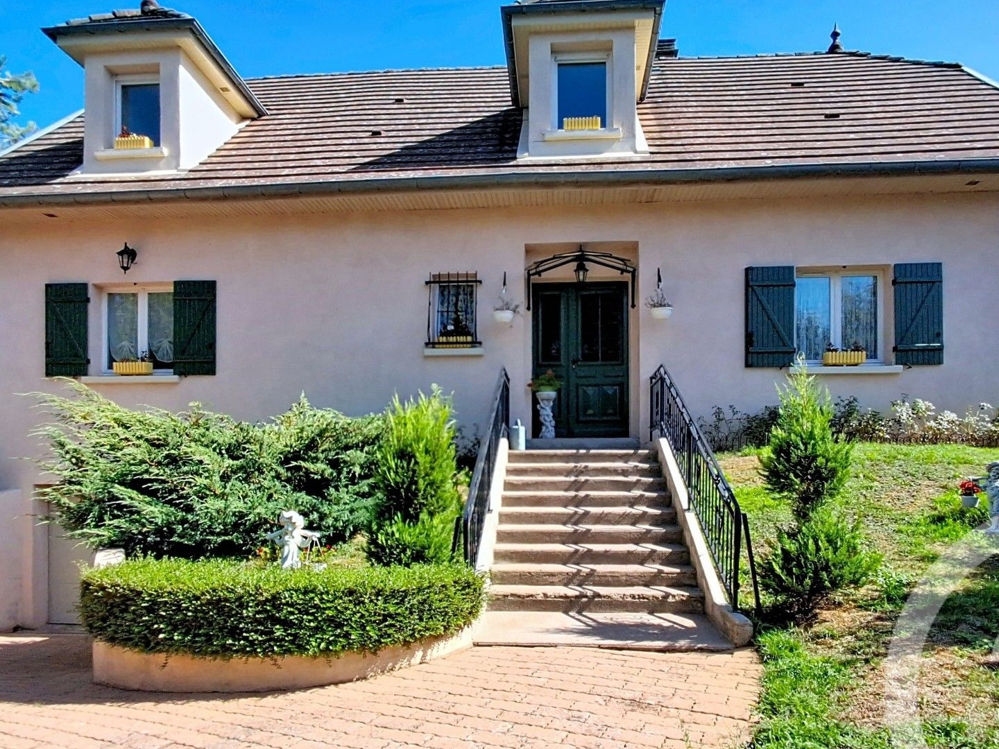 Maison 5 pièces 166 m²
