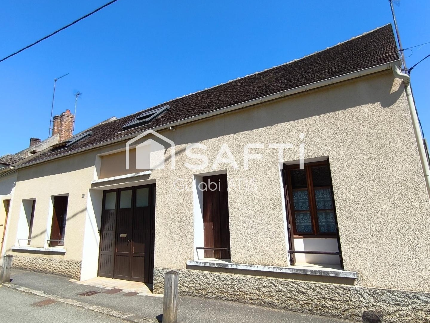 Maison à vendre - 5 pièces - 112m2 - Villeneuve-La-Guyard (89340)