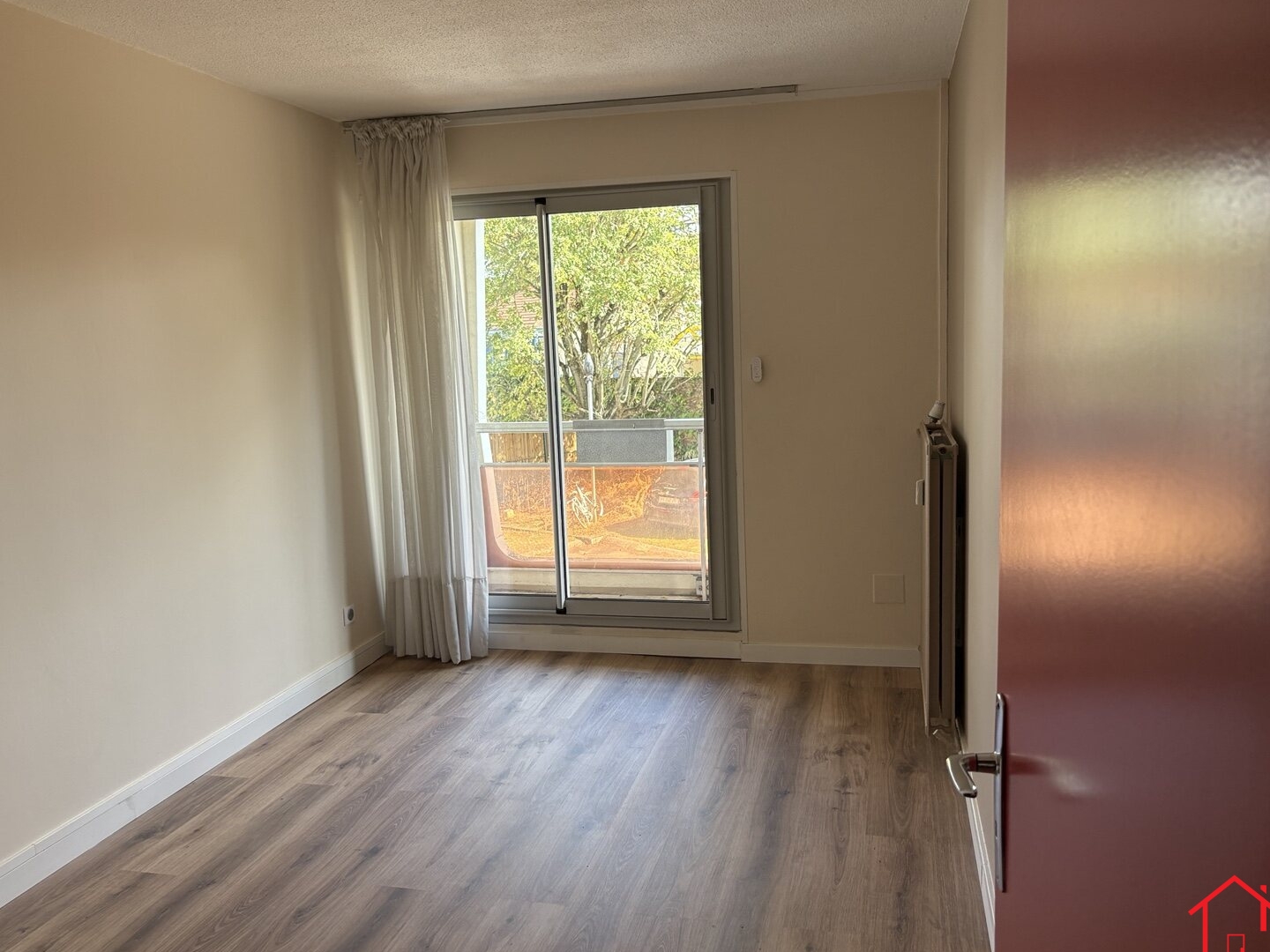 Appartement à vendre - 4 pièces - 103m2 - Vandoeuvre-Lès-Nancy (54500)