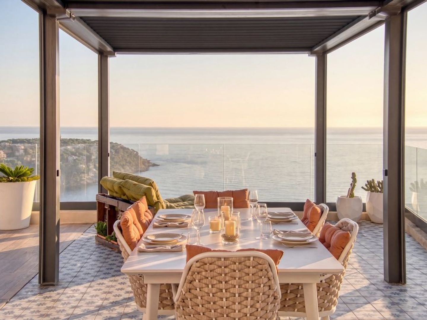 Maison à vendre - 8 pièces - 294m2 - Roquebrune-Cap-Ma... (06190)