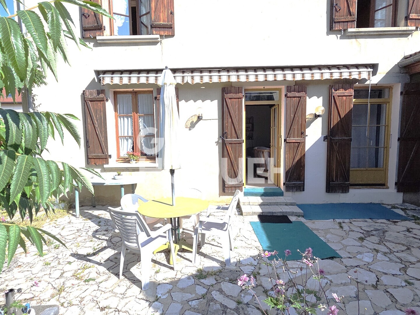 Maison à vendre - 6 pièces - 129m2 - Pontarlier (25300)