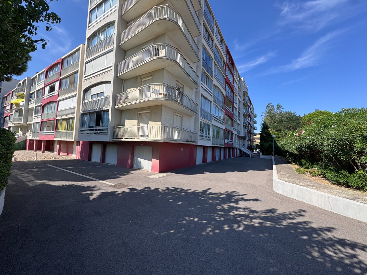 Canet en Roussillon, Appartement avec place de parking et garage