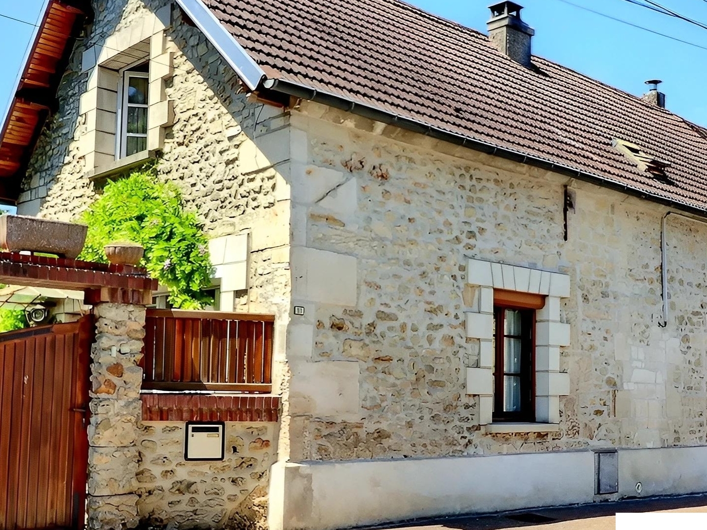 Maison 7 pièces 144 m²